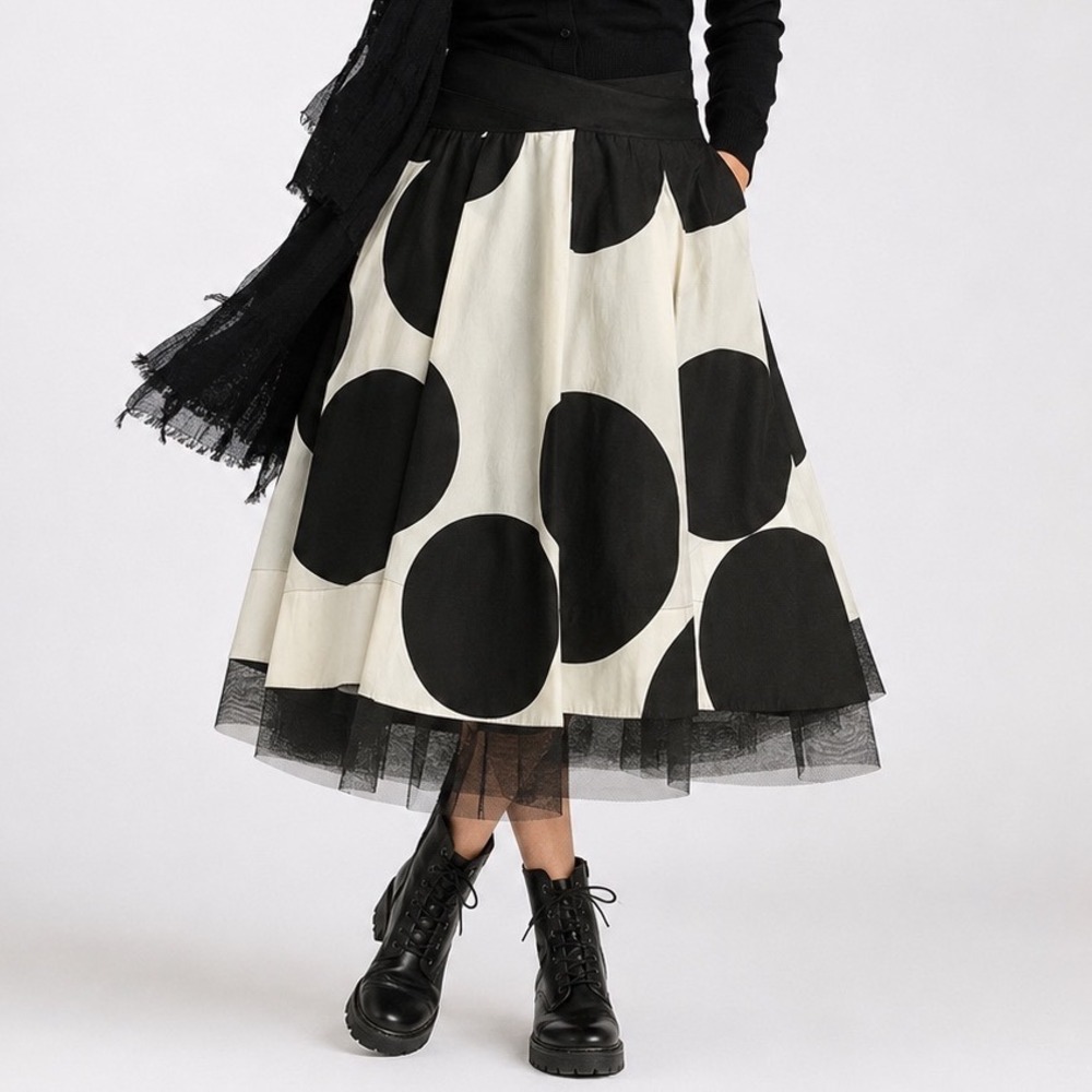 Donna Karan Black Label Polka Dot Skirt Size 8 Black Couture Mesh Hem Pleated